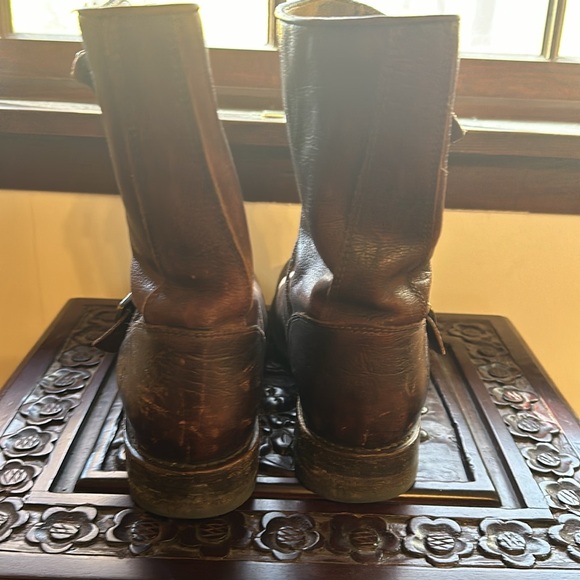 Frye - Jayden Cross Engineer Boots- Pre-Loved - Picture 6 of 14